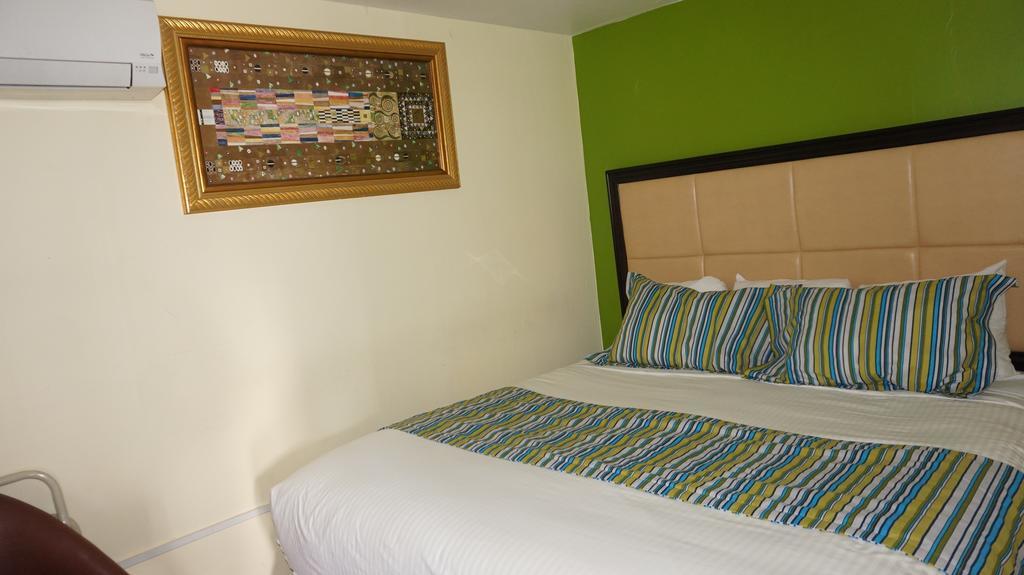 Eagle Crater Lake Inn Chemult Zewnętrze zdjęcie