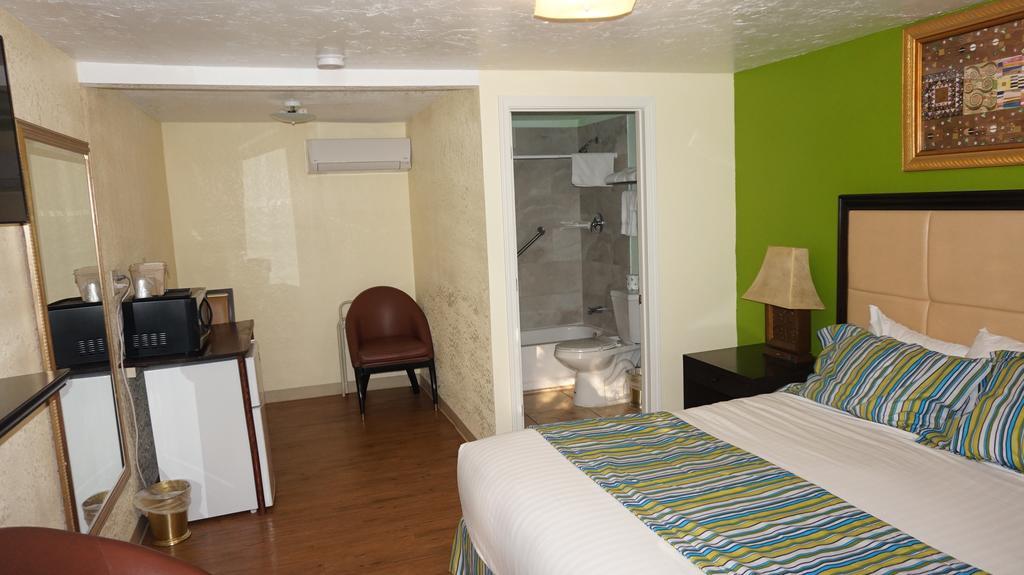 Eagle Crater Lake Inn Chemult Zewnętrze zdjęcie