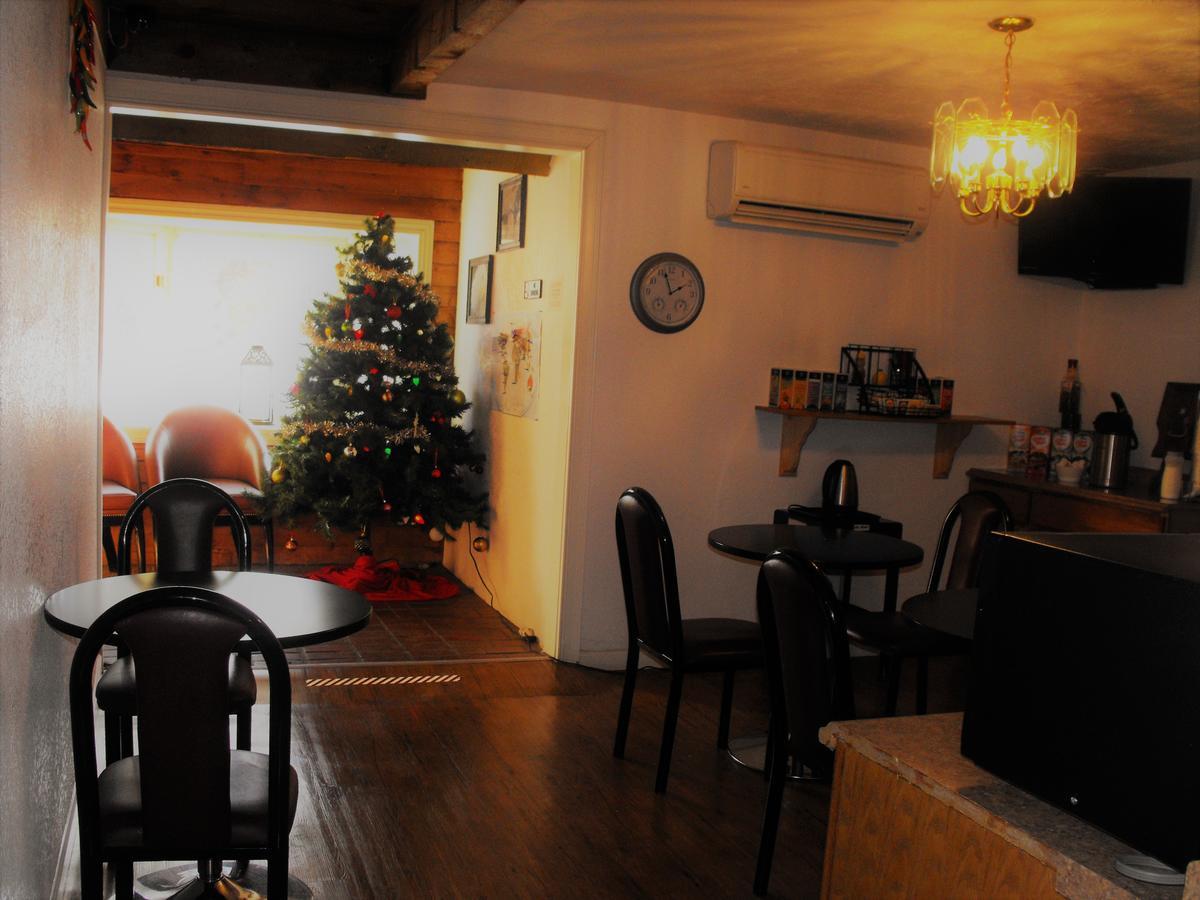 Eagle Crater Lake Inn Chemult Zewnętrze zdjęcie